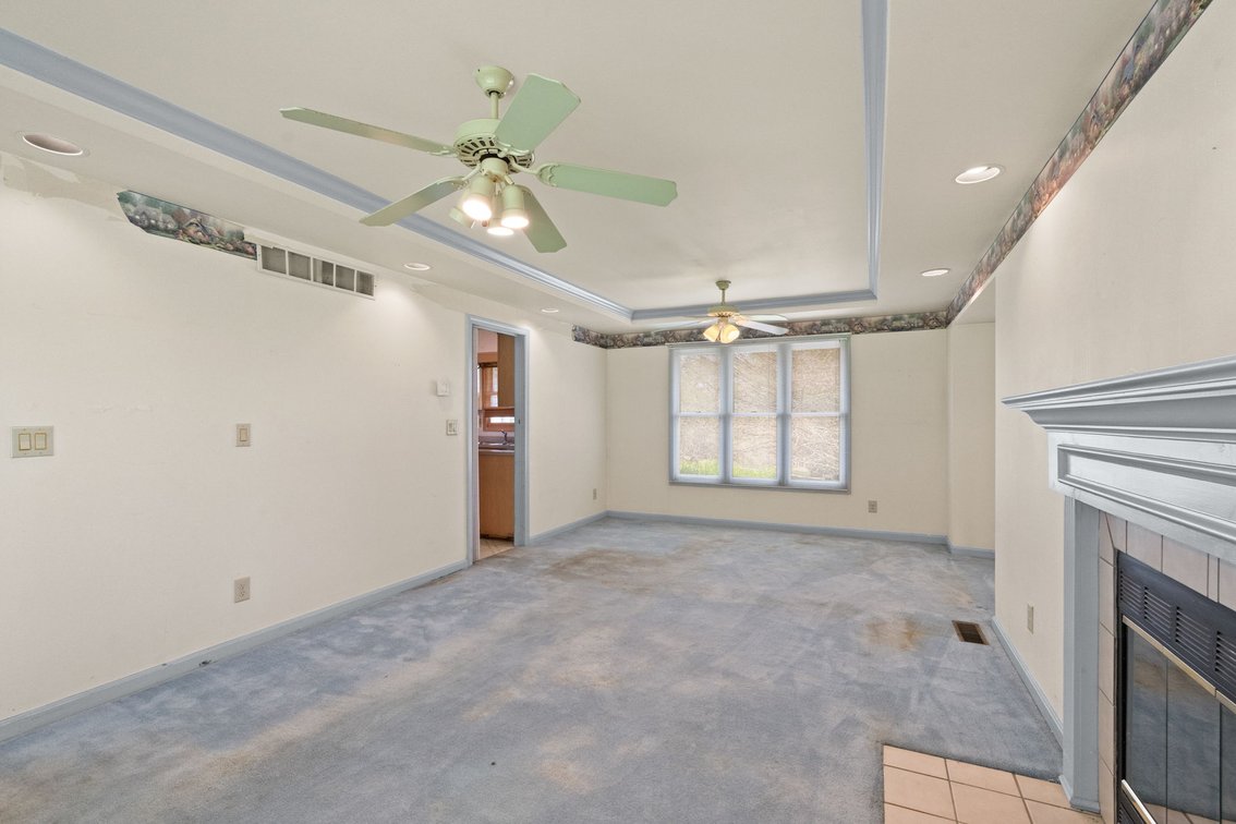 Image for Charlestown, IN | 4 BR/2.5 BA Home Online Auction