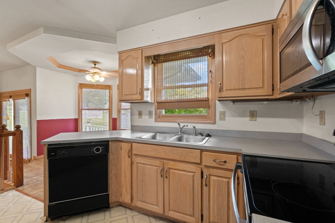 Image for Charlestown, IN | 4 BR/2.5 BA Home Online Auction