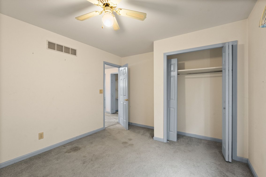 Image for Charlestown, IN | 4 BR/2.5 BA Home Online Auction
