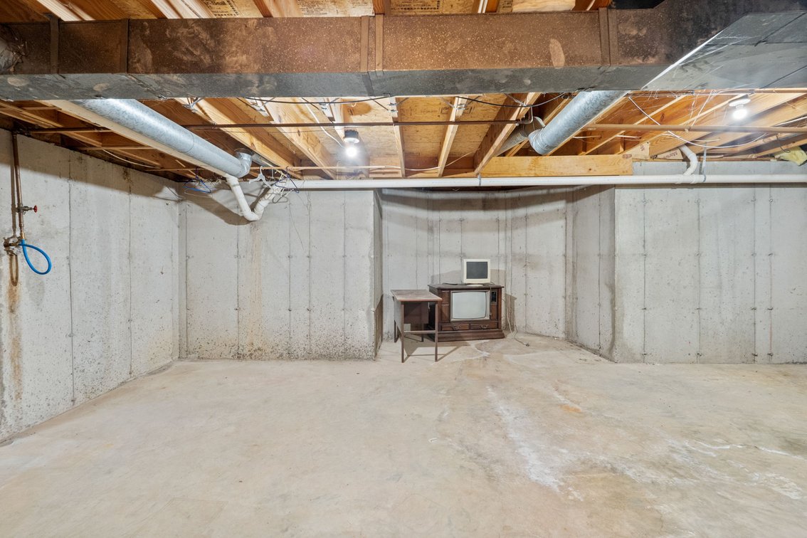 Image for Charlestown, IN | 4 BR/2.5 BA Home Online Auction