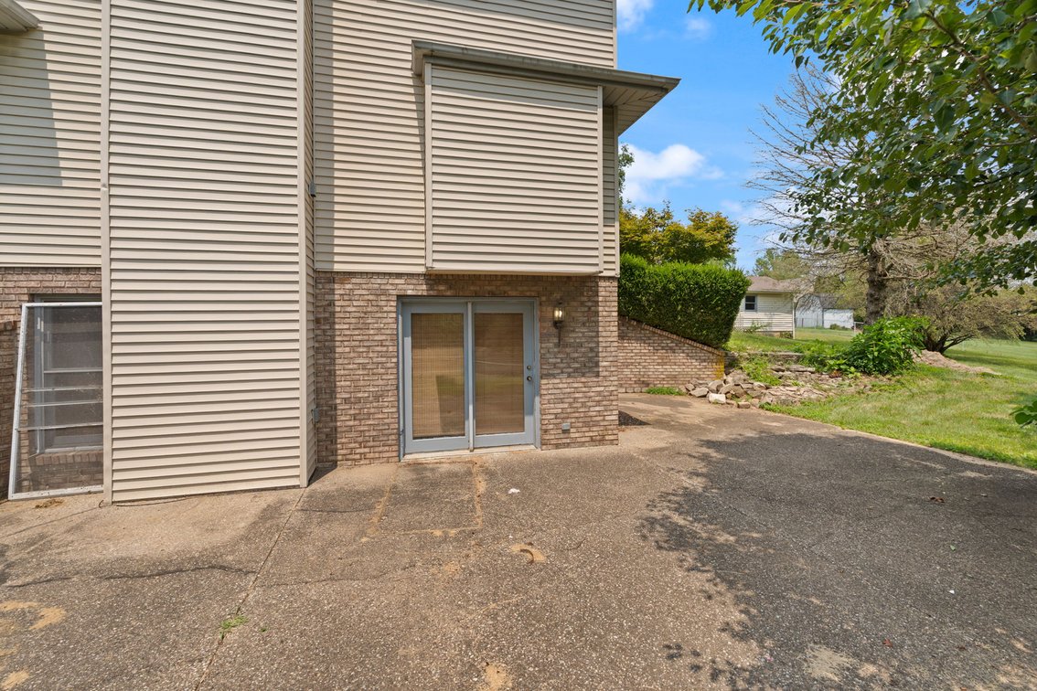Image for Charlestown, IN | 4 BR/2.5 BA Home Online Auction