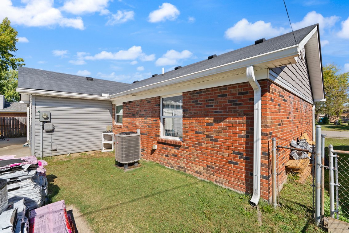 Image for Clarksville, IN | 3 BR/ 1 BA Home Online Auction