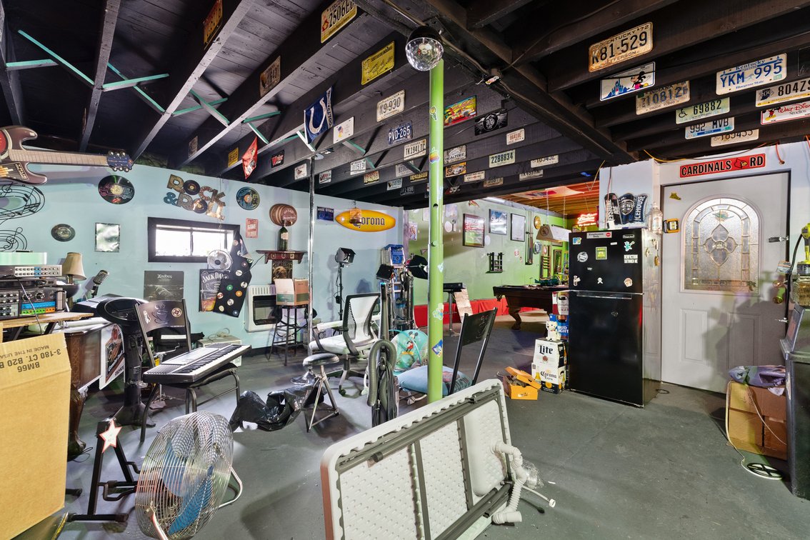 Image for New Albany Real Estate Auction!! 2403 Fairmont Ave - ONLINE AUCTION ONLY