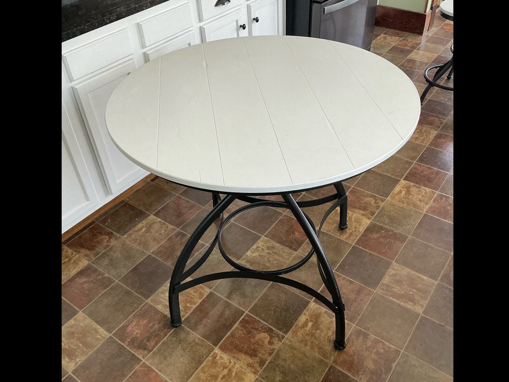 Table and chairs 