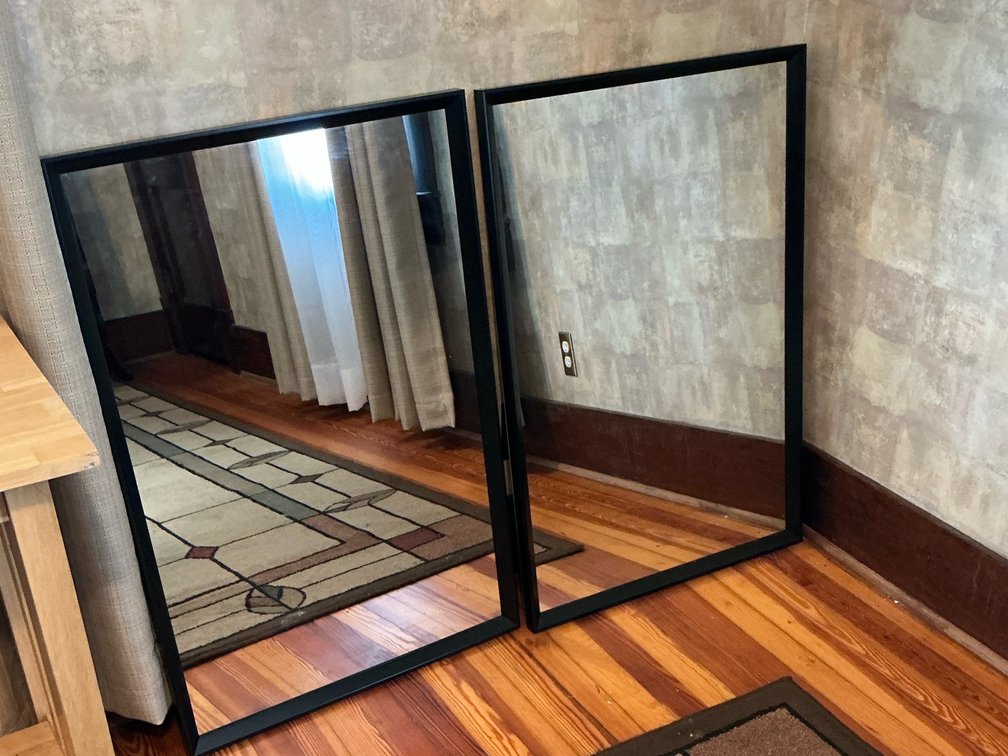 2 Mirrors  