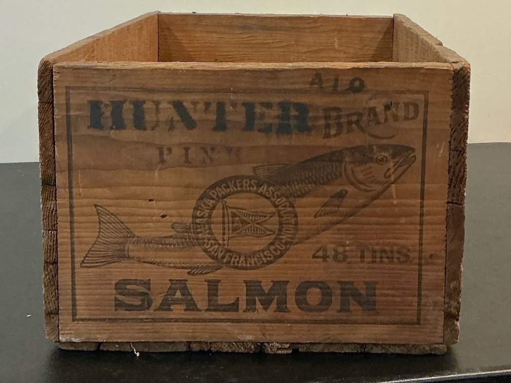 Wooden box 