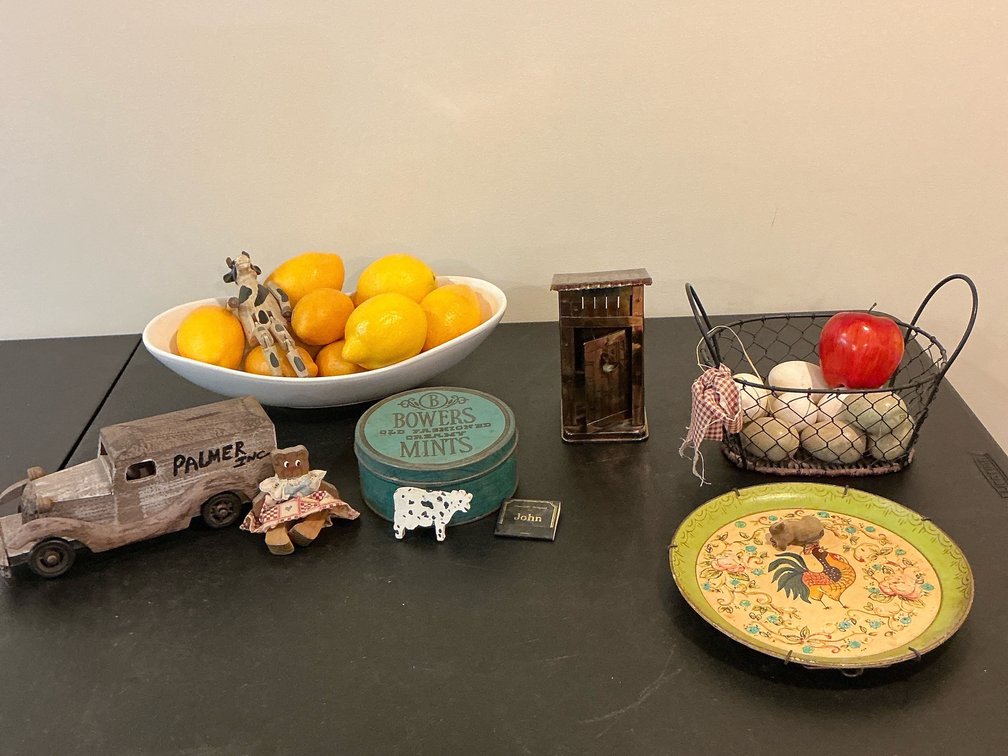 Odds and ends decor 