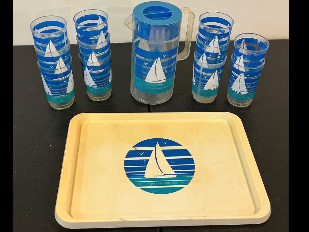 Lipton tea serving set