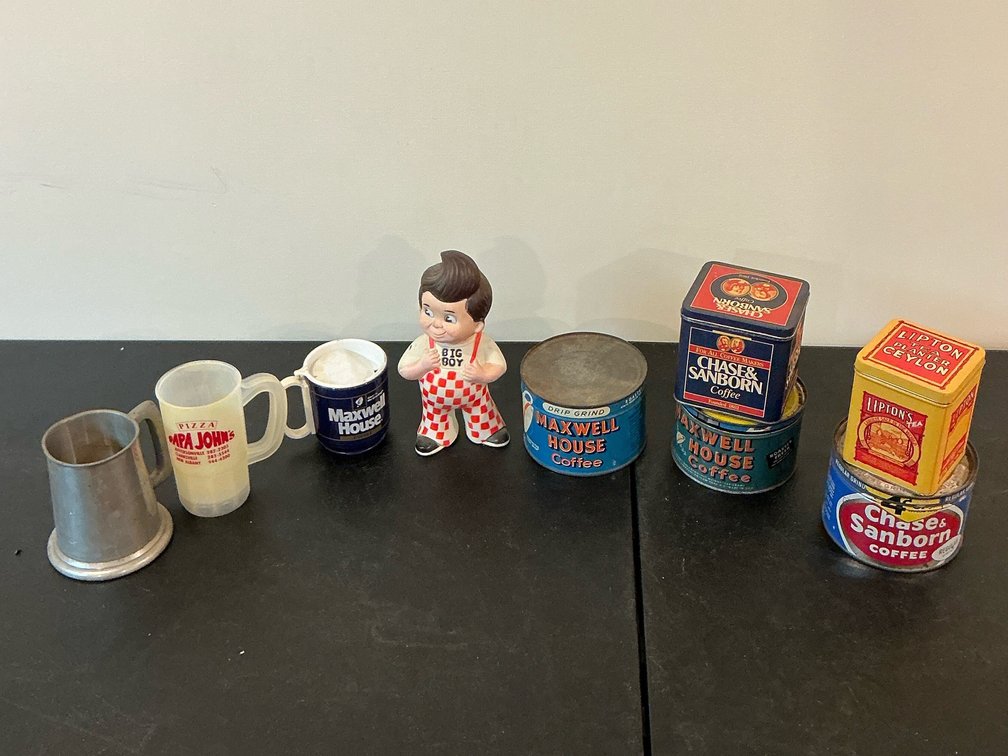 Misc tins and cups