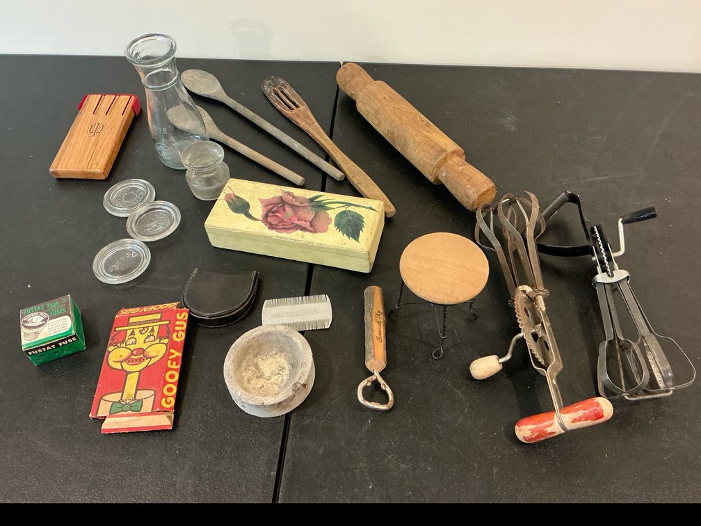 Old kitchen items