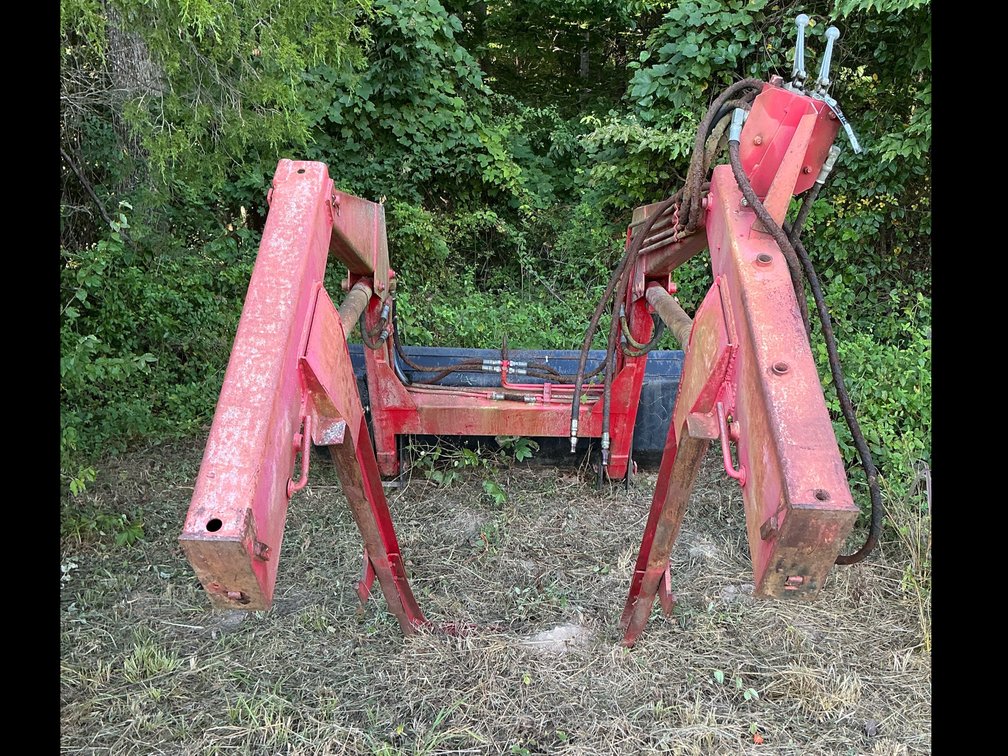  Massey Ferguson loader