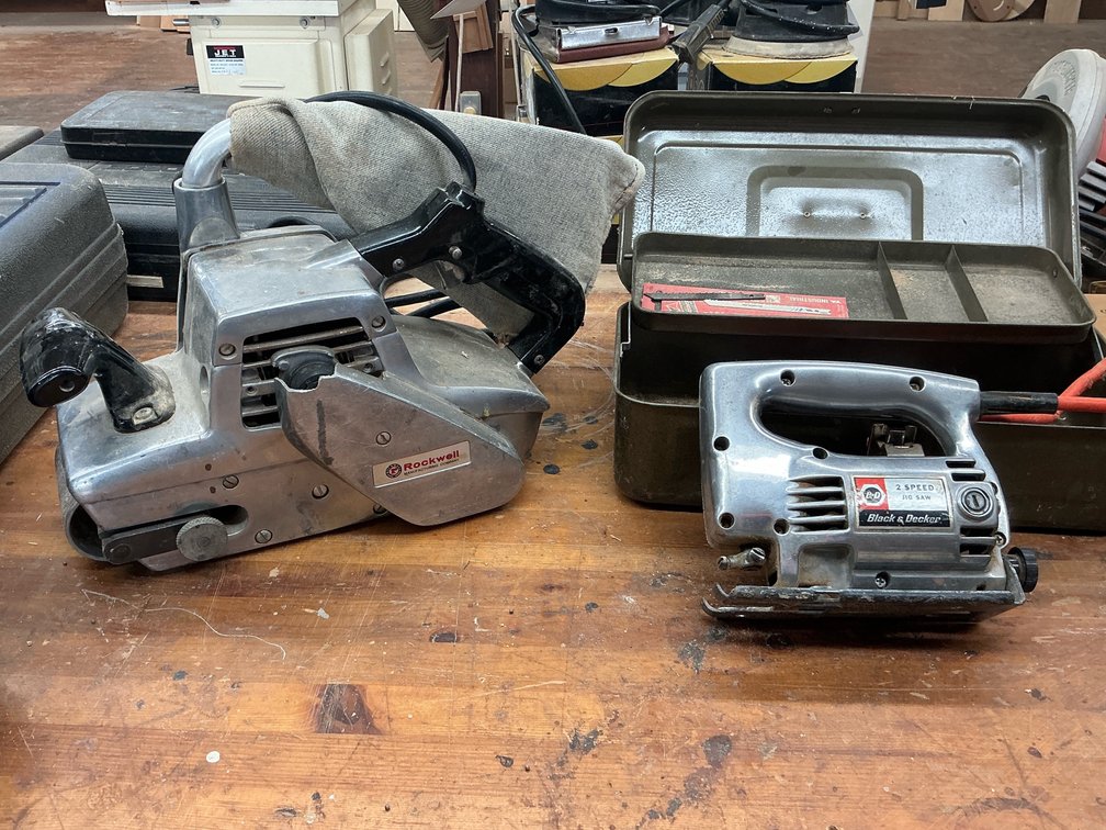 Belt sander and jigsaw