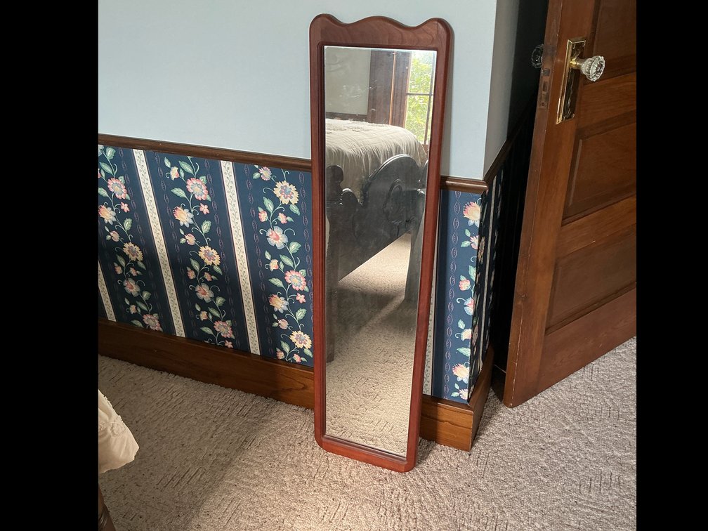 2 mirrors 