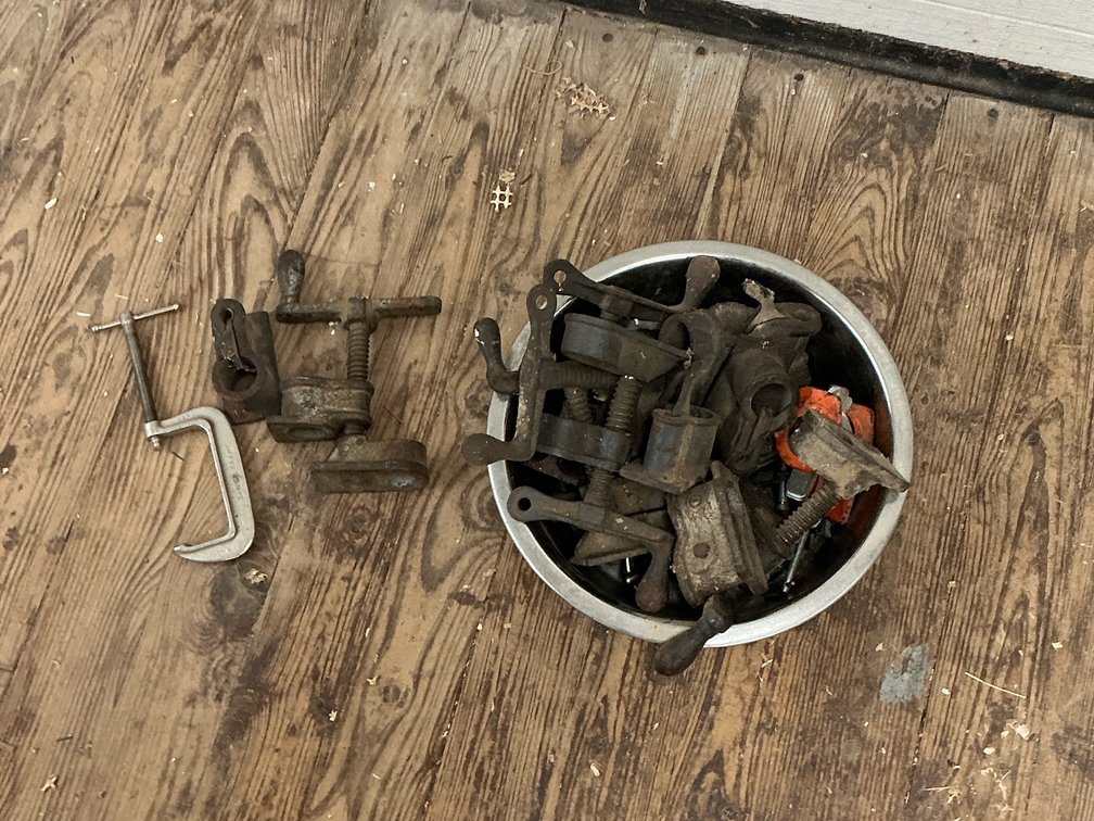 Variety of pipe clamp parts    