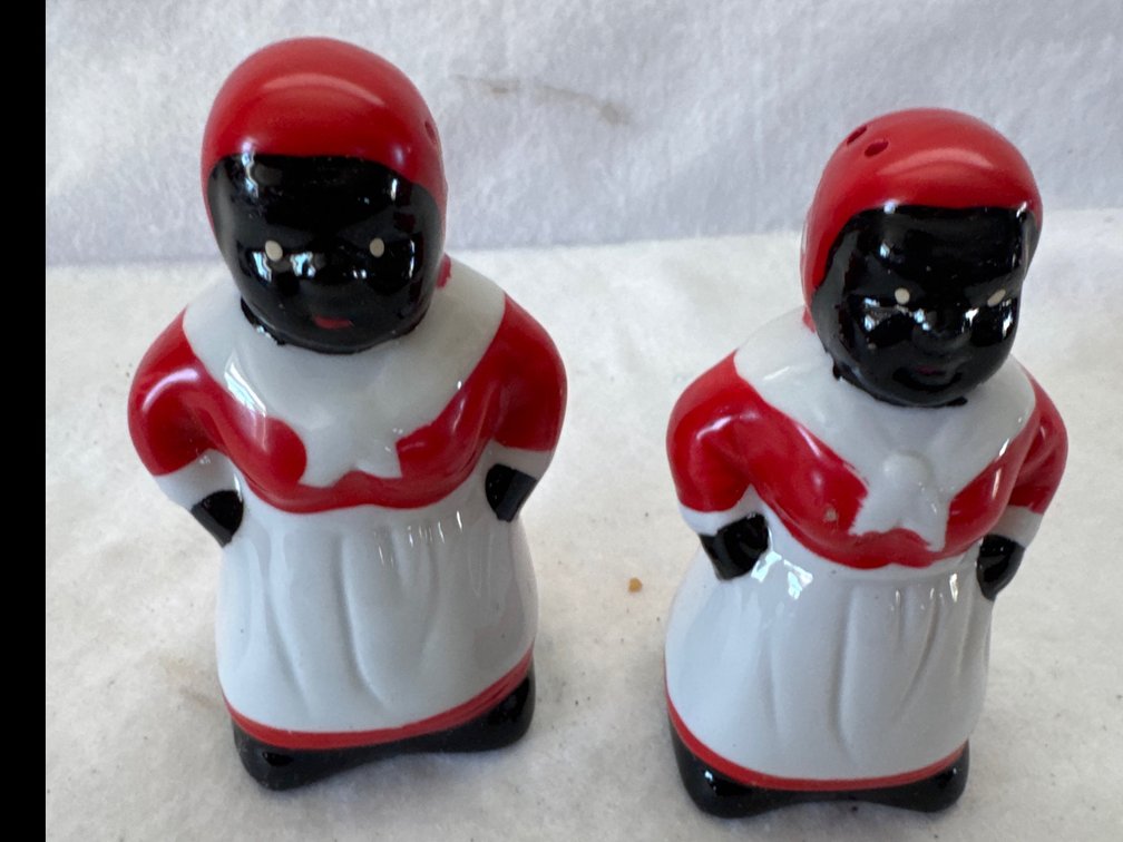 Pair of Vintage Ceramic Mammy Salt and Pepper Shakers