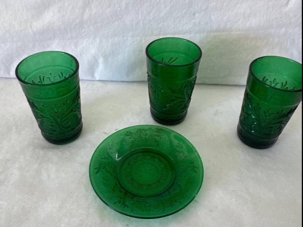Emerald Green Pressed Glass Tumblers and Saucer, Set of 4