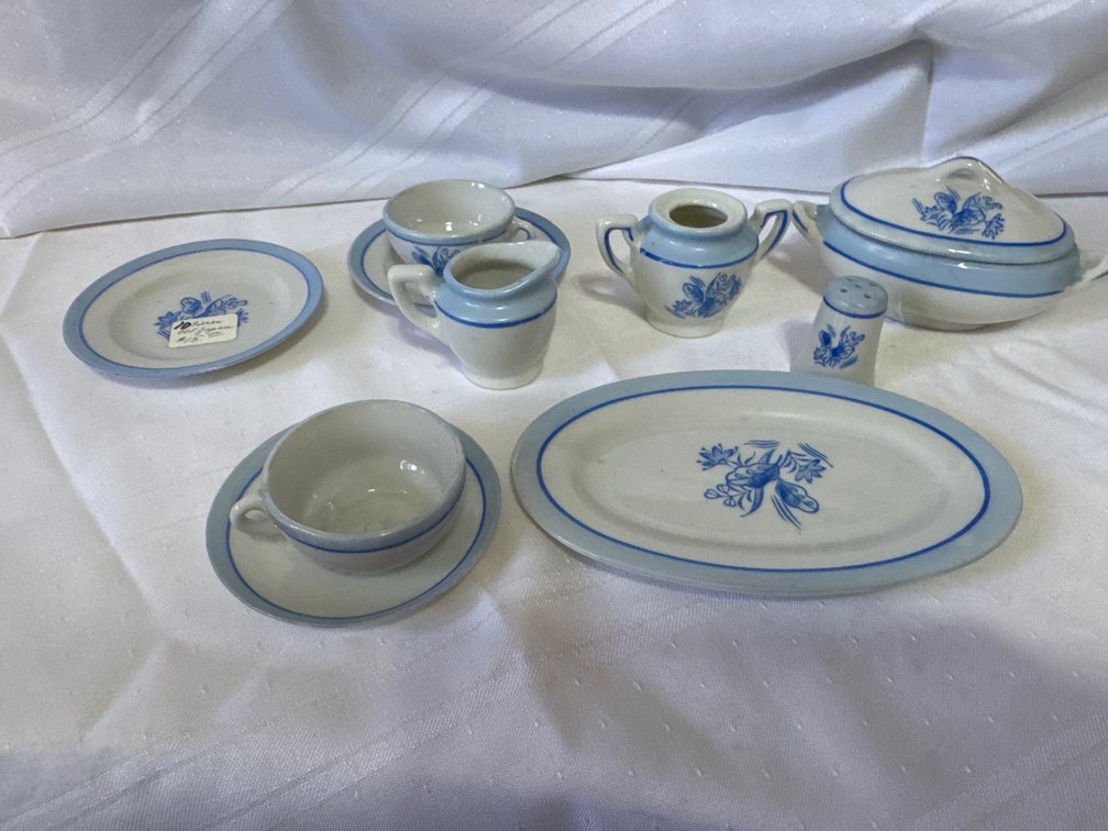 Miniature Blue and White Ceramic Tea and Dinner Service, 11 Pieces