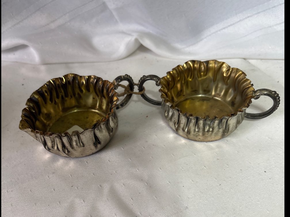 Heavy Silverplate and 24 KT Gold-Lined Creamer and Sugar Bowl Set (2)