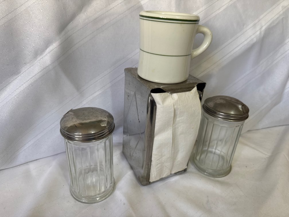 Diner Tableware Set with Mug, Napkin Dispenser, and Sugar Pourers (4 Pieces)