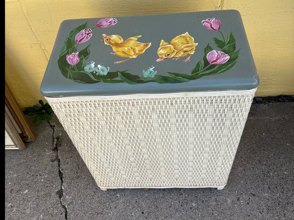 Vogue Woven Wicker Hamper with Hand-Painted Lid