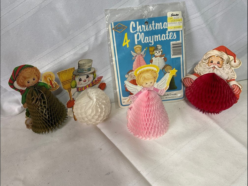 Beistle 4 Christmas Playmates Honeycomb Paper Decorations