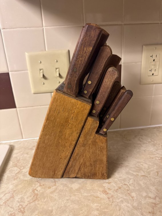 Wooden Knife Block Set with Multiple Knives