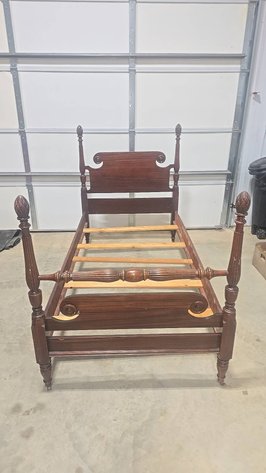 Image for Mixed Estate Auction Featuring a Honda Pilot, Antiques, Furniture, Vinyl Records, Tools & Household Treasures