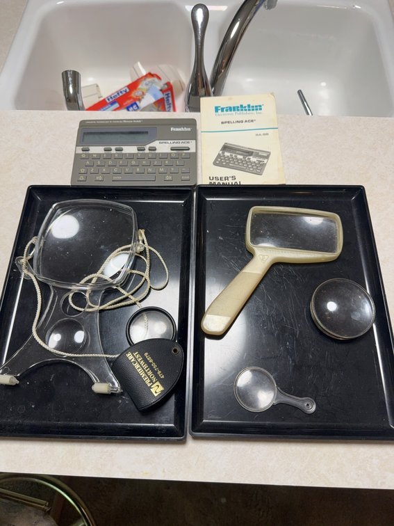 Franklin Spelling Ace SA-98 with Magnifying Glass Lot