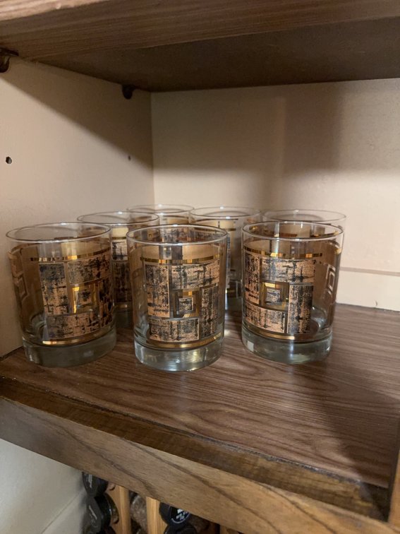7 Gold and Black Geometric Pattern Glass Tumblers