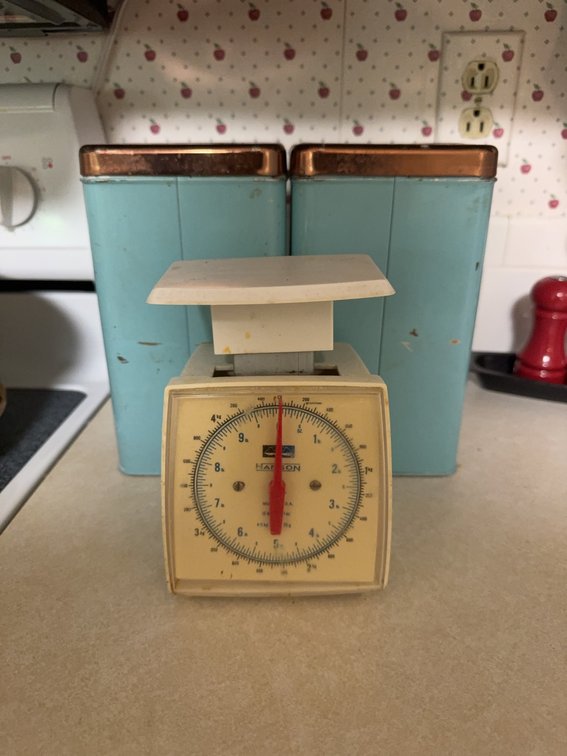 Hanson Mechanical Kitchen Scale and Lincoln BeautyWare Canisters