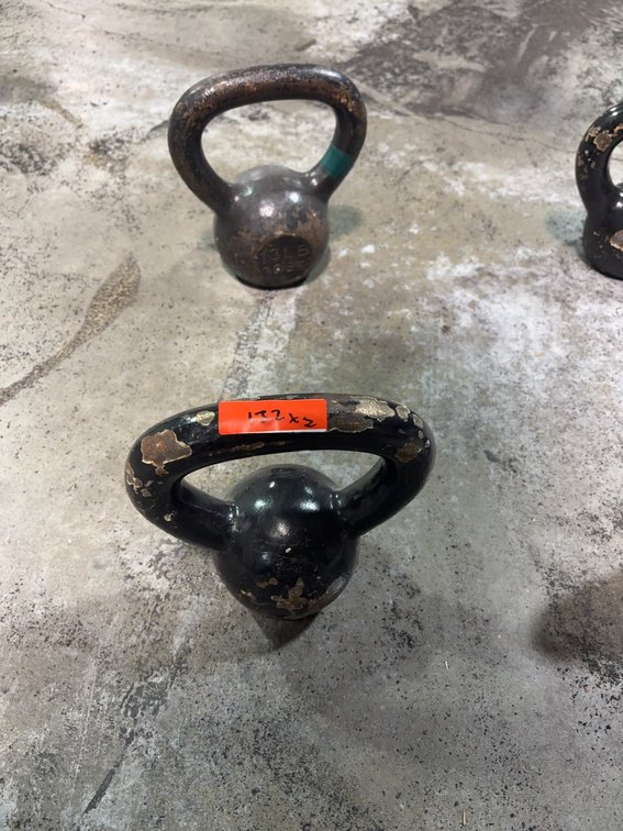 2 Cast Iron Kettle Bells with Handles