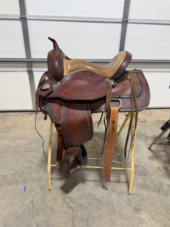 Hilason 16-Inch Tooled Leather Western Saddle