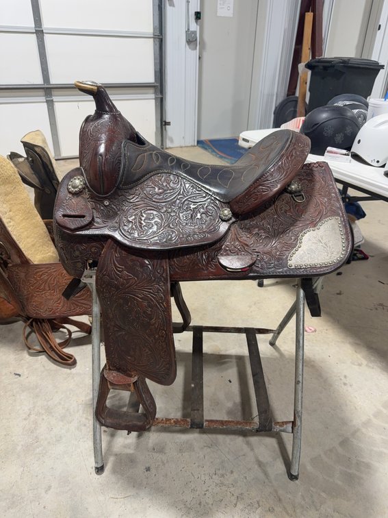 Circle Y Western Tooled Leather Saddle, 15-Inch Seat