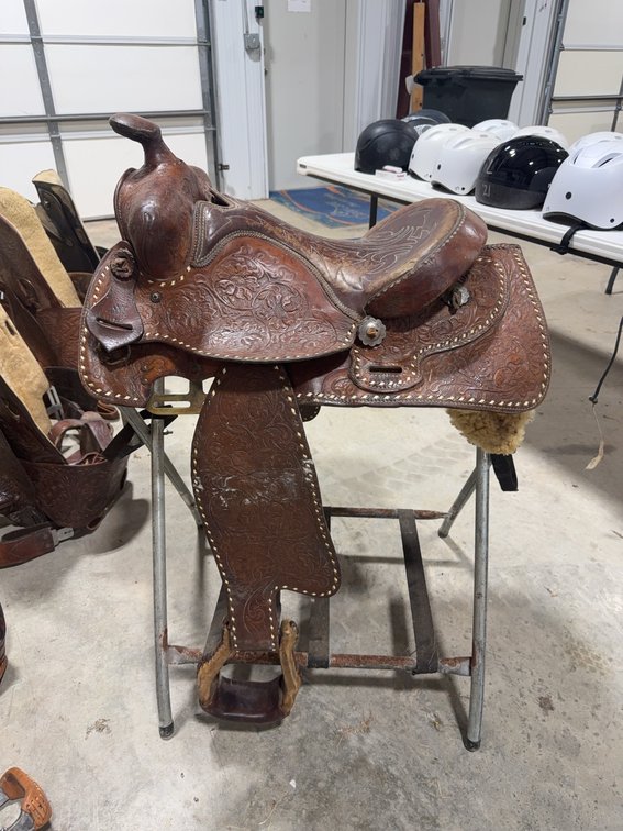 Simco 1610 Tooled Leather Western Saddle 15 Inch Seat