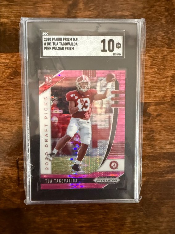2020 Panini Prizm Tua Tagovailoa Pink Pulsar RC