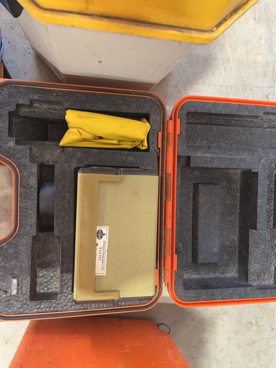 Wild Heerbrugg DI3000 Electronic Distance Meter in Case