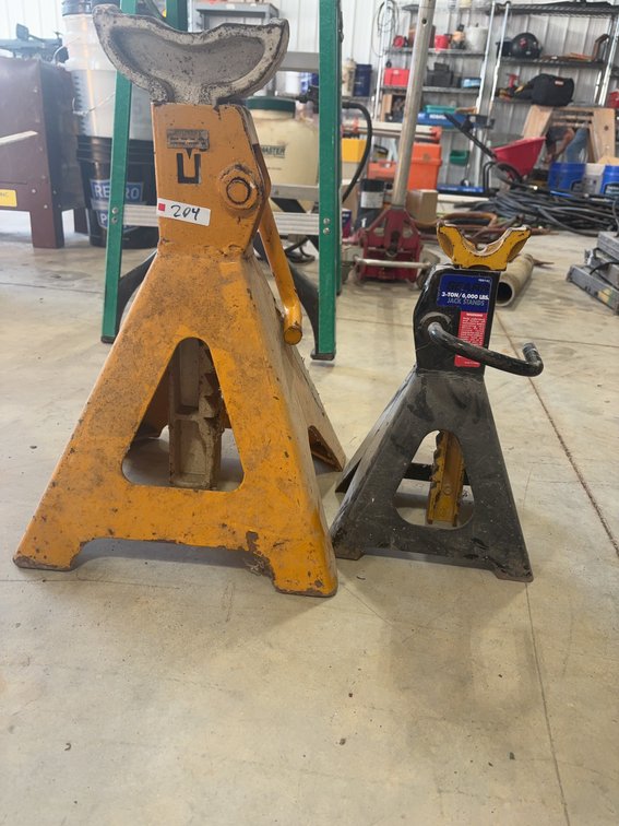 Heavy-Duty Steel Jack Stands, One Large, One Medium Size