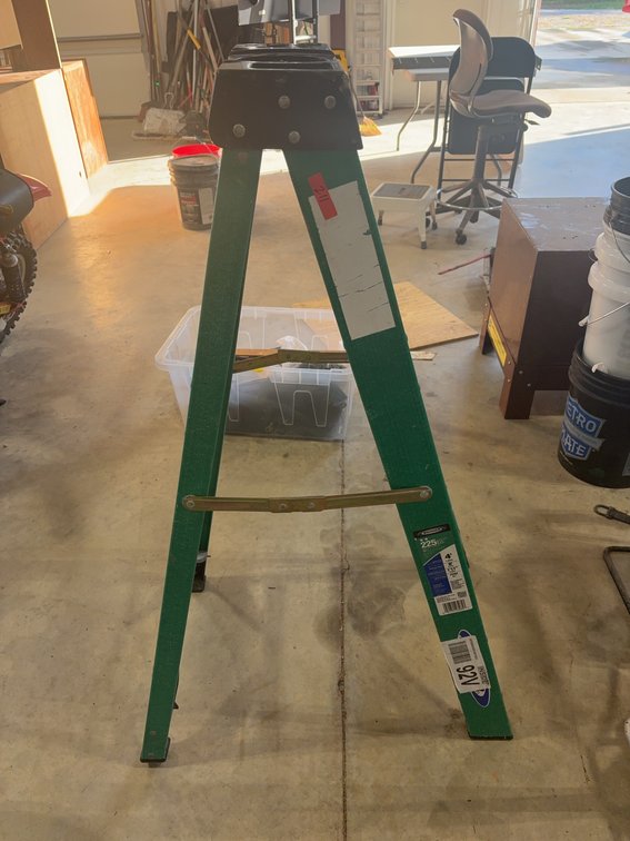 Werner 4 Ft Fiberglass Step Ladder, 225 Lb Capacity, Type II