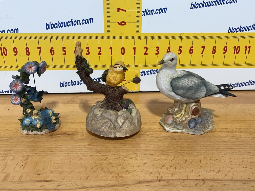 3 Bird Figurines: Lefton China Seagull, Young’s Bluebirds, Yellow Bird Music Box