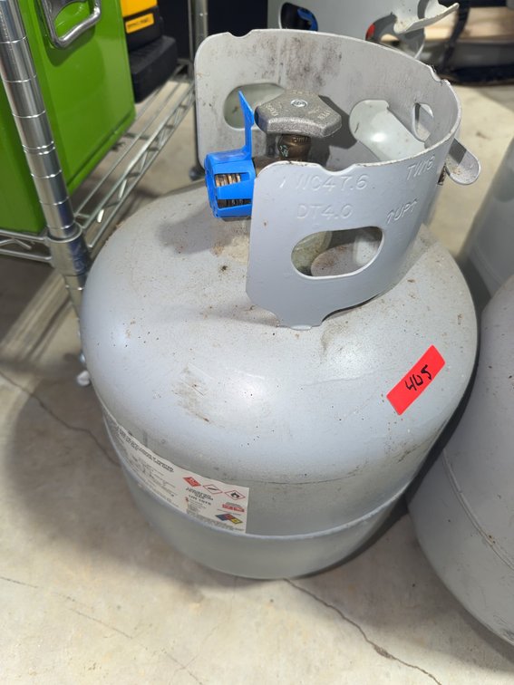 Full 15lb Propane Tank with Valve and Protective Collar