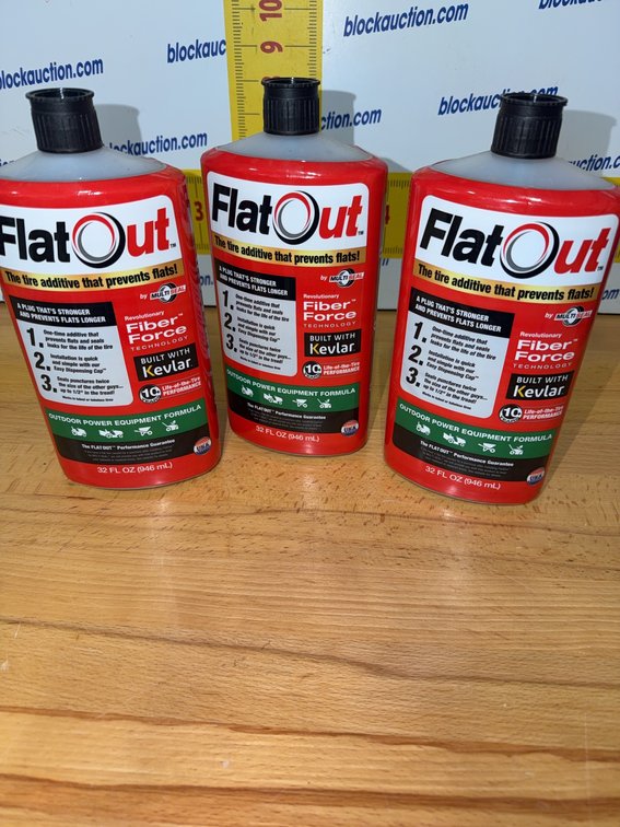 3 Bottles FlatOut Tire Additive with Kevlar 32 oz Each Prevents Flats Fiber Force
