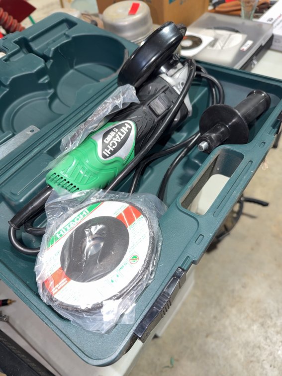 Hitachi Angle Grinder With Accessories And Hard Carry Case