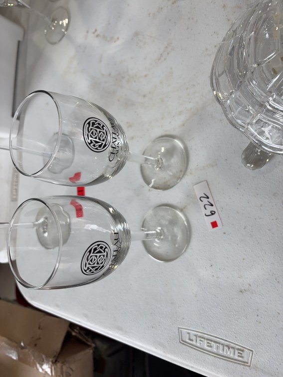 Chateau Aux Arc Branded Stemmed Wine Glasses, Clear Glass