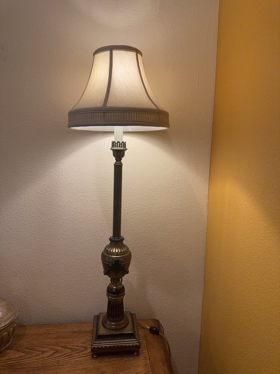 Heavy 3 Foot Tall Ornate Table Lamp With Shade, Bronze-Tone Metal Base, Classic Design