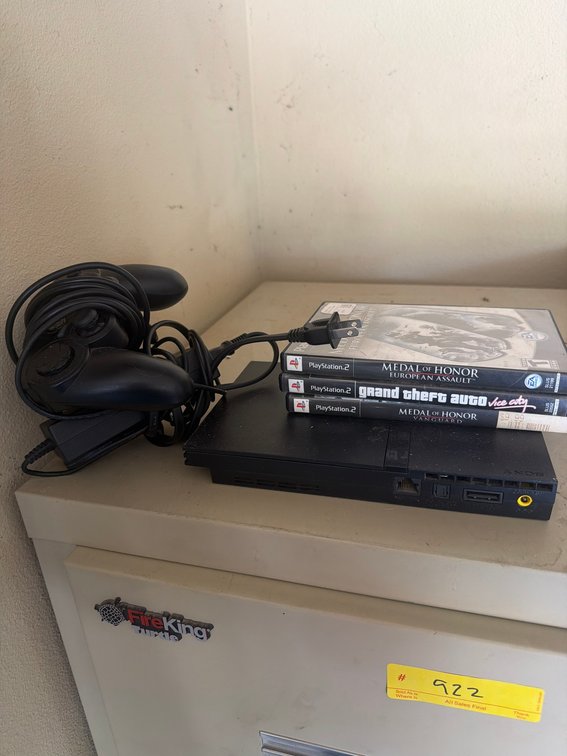 Sony PlayStation 2 Console With Controller and Three Games: GTA Vice City, Medal of Honor x2
