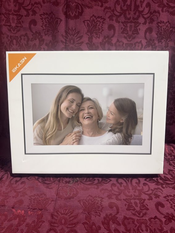 EKASN 10.1" WiFi Digital Photo Frame, IPS Touchscreen, White, Model Classic 16