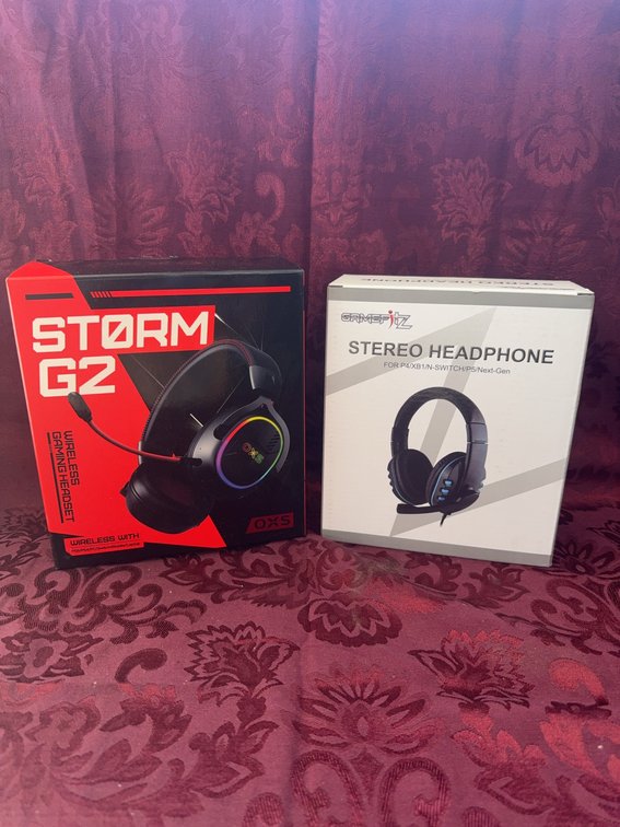 OX5 Storm G2 Wireless Gaming Headset and Sades Stereo Headphone Pair