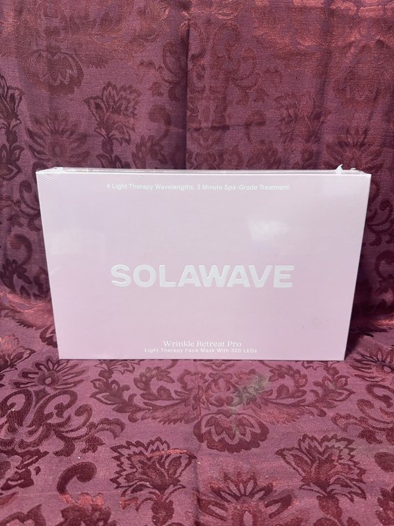 SolaWave Wrinkle Retreat Pro Light Therapy Face Mask With 320 LEDs, Sealed