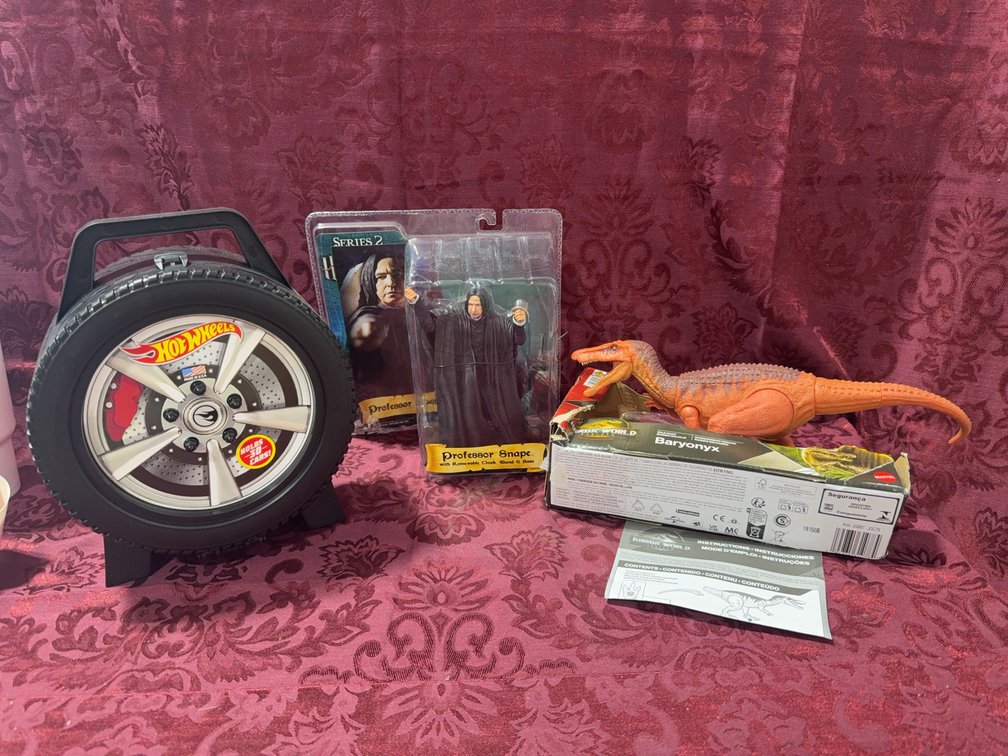Toys Lot: Hot Wheels Tire Case, Harry Potter Snape Figure, Jurassic World Baryonyx