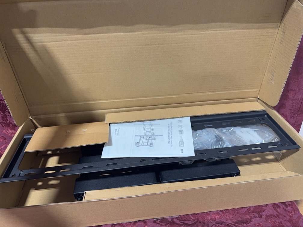Titan Series Wall Mount 21956 Full Motion Dual Arm for Large Displays, New in Box